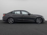 Foto Nummer 5: BMW 330i