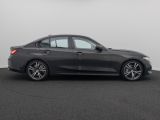 Foto Nummer 5: BMW 330i