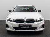Foto Nummer 2: BMW 330i