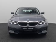Foto Nummer 2: BMW 330i