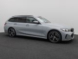 Foto Nummer 4: BMW 330i